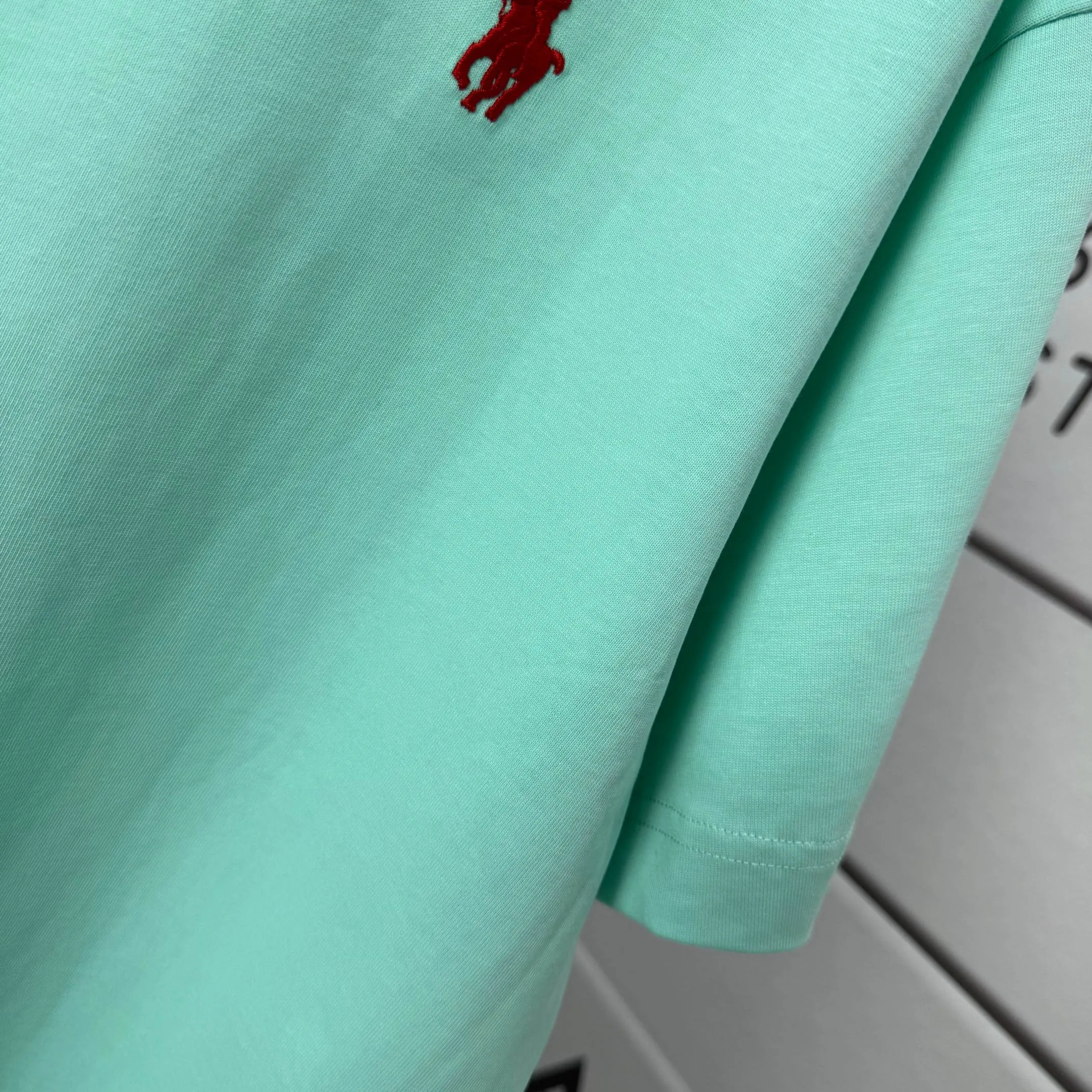 # 85 Polo* * 2026 New Arrival t Classic Same Style ：Black White Purple Green Size： S （90-130 ） M （120-150 ） L （140-165 ） XL （160-180 ） XXL （180 ）